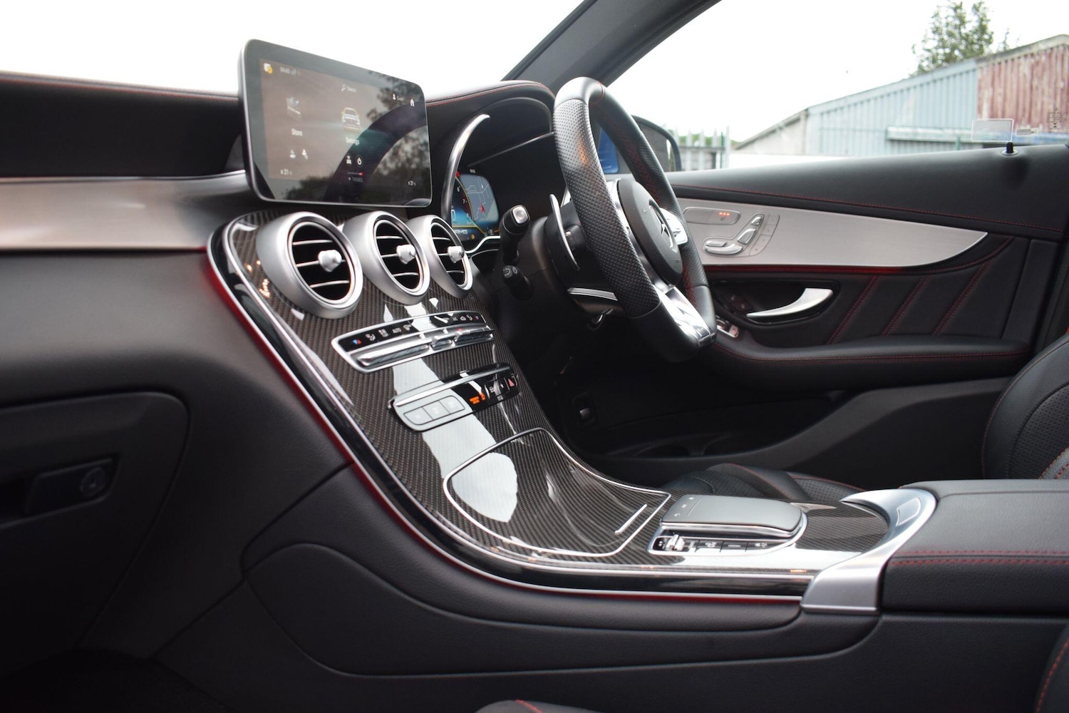 Used Mercedes-Benz GLC 2023 for sale - 76370857: Photo 11