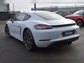 Used Porsche 718 Cayman 2017 for sale - 77598374: Photo