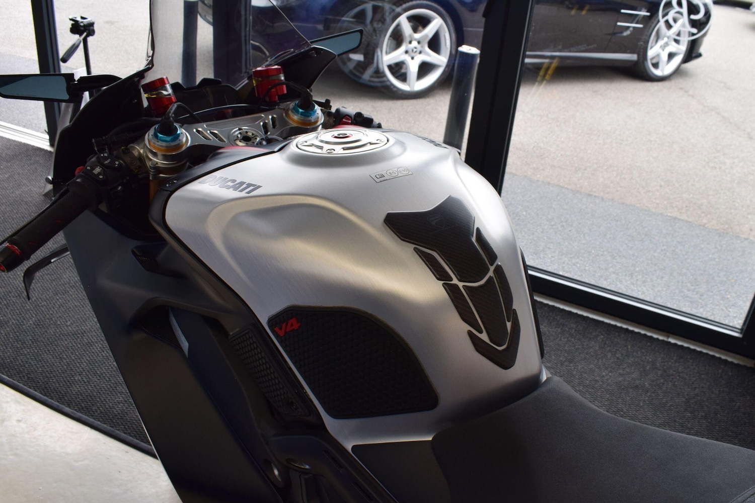 Used Ducati Panigale V4 SP2 2022 for sale - 78461199: Photo 14