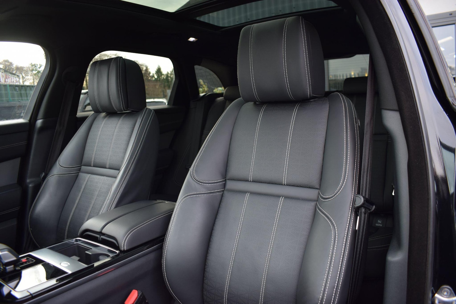 Used Land Rover Range Rover Velar 2022 for sale - 77203430: Photo 9