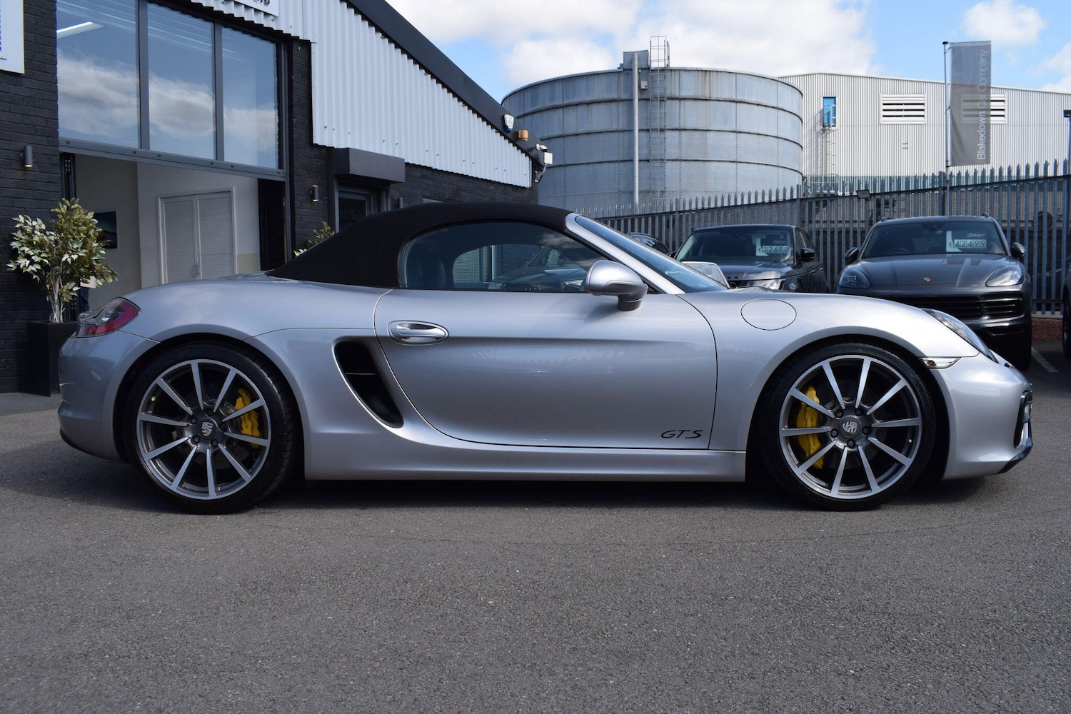 Used Porsche Boxster 2016 for sale - 76975796: Photo 4