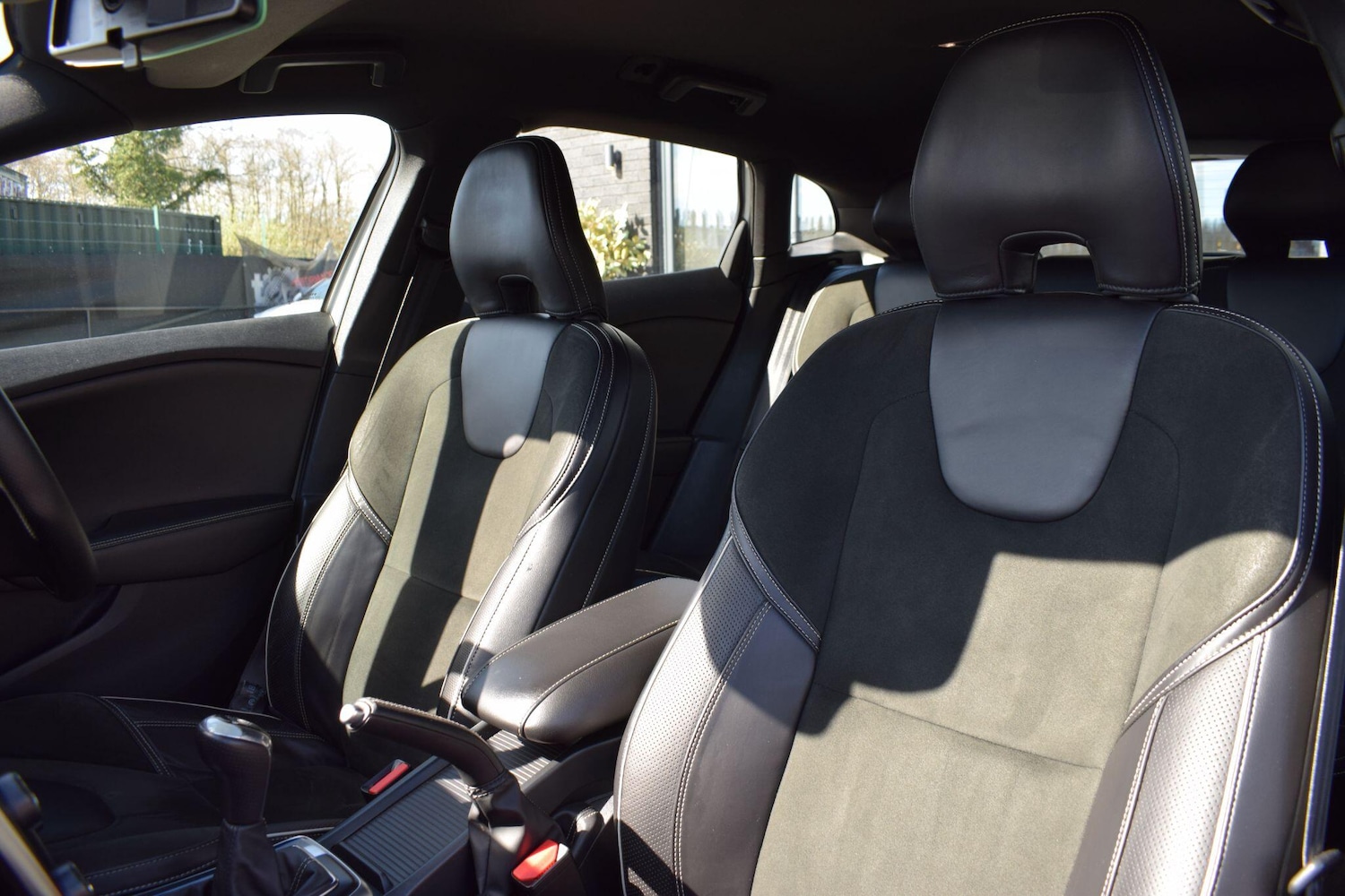 Used Volvo V40 for sale - 78184210: Photo 10