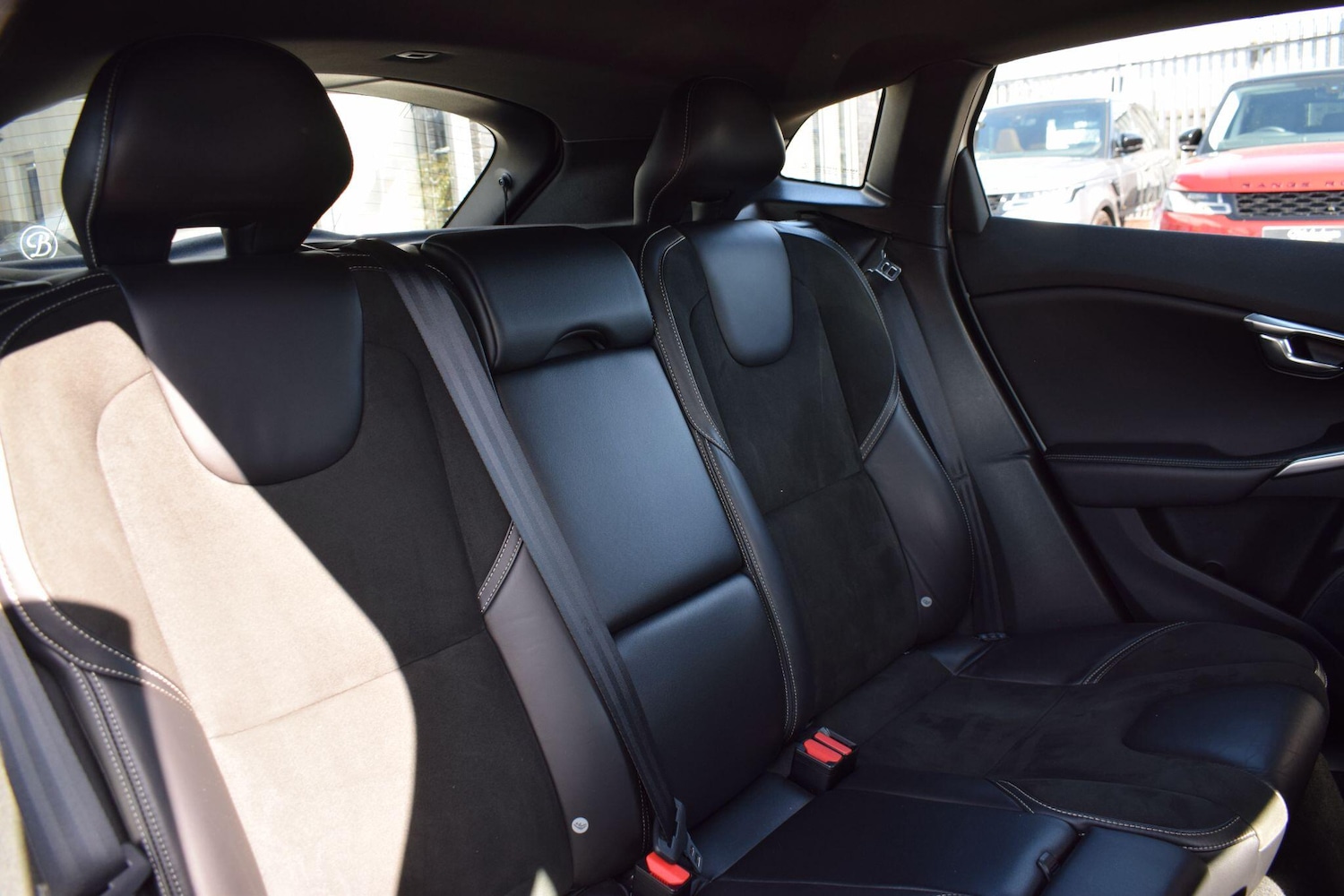 Used Volvo V40 for sale - 78184210: Photo 23