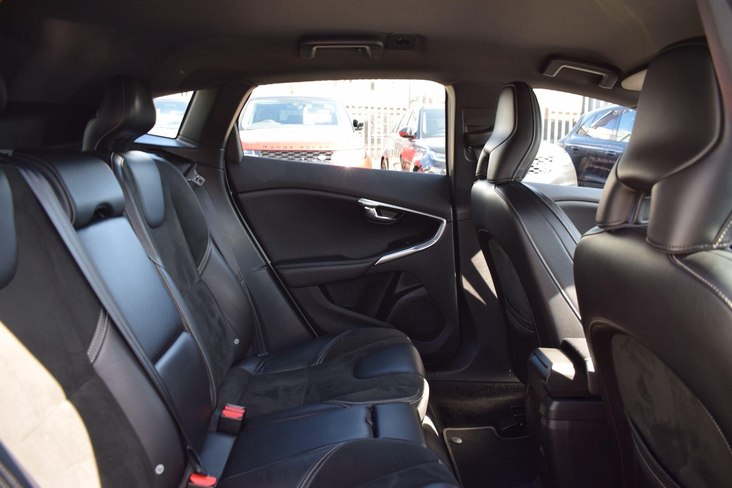 Used Volvo V40 for sale - 78184210: Photo 24