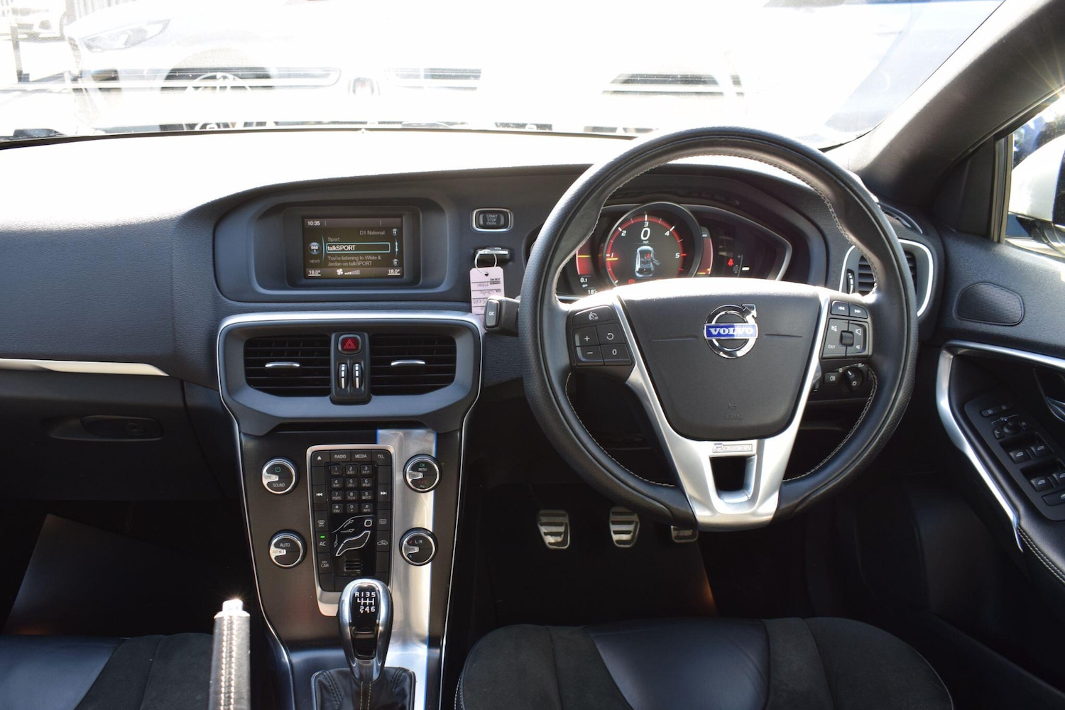 Used Volvo V40 for sale - 78184210: Photo 9