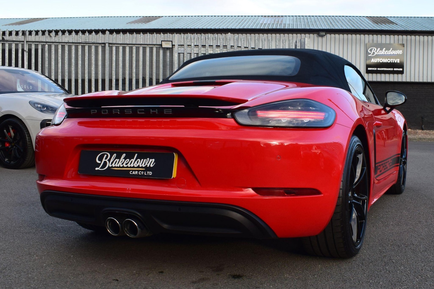 Used Porsche Boxster 2018 for sale - 76823760: Photo 29