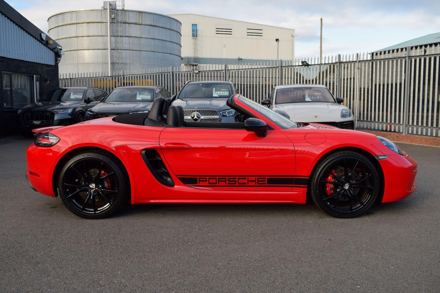 Used Porsche Boxster 2018 for sale - 76823760: Photo 30