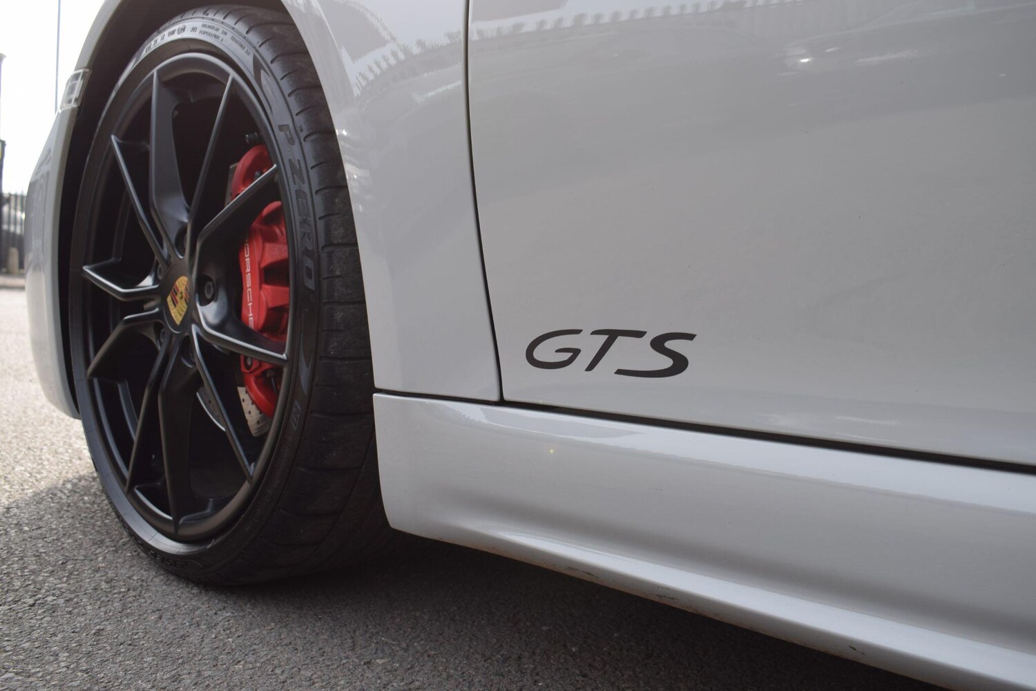 Used Porsche Cayman 2019 for sale - 77977835: Photo 35