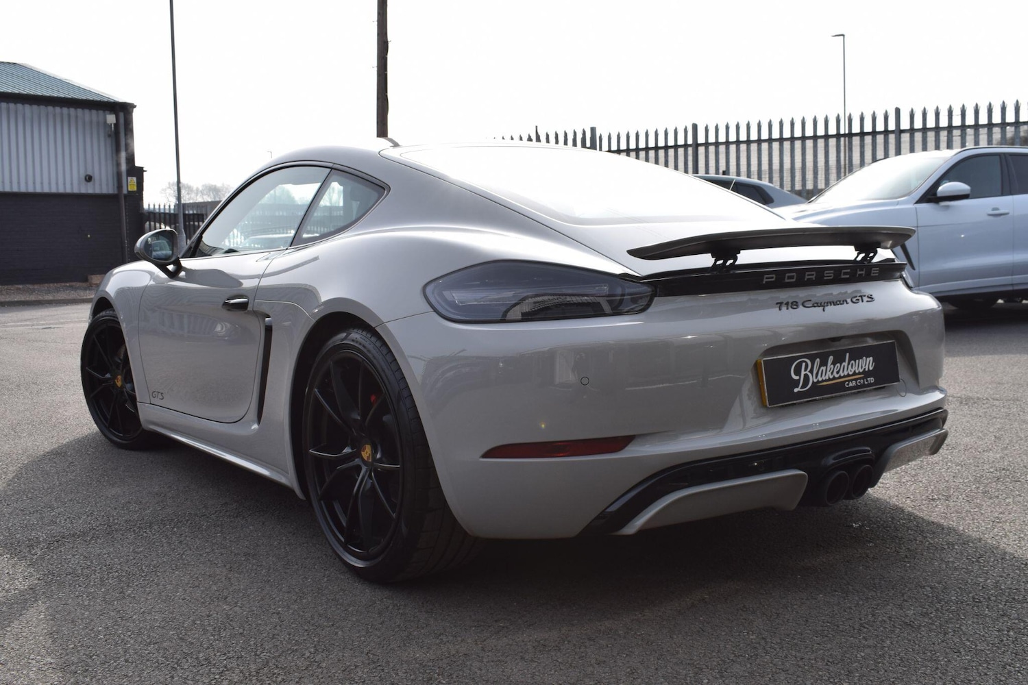 Used Porsche Cayman 2019 for sale - 77977835: Photo 4