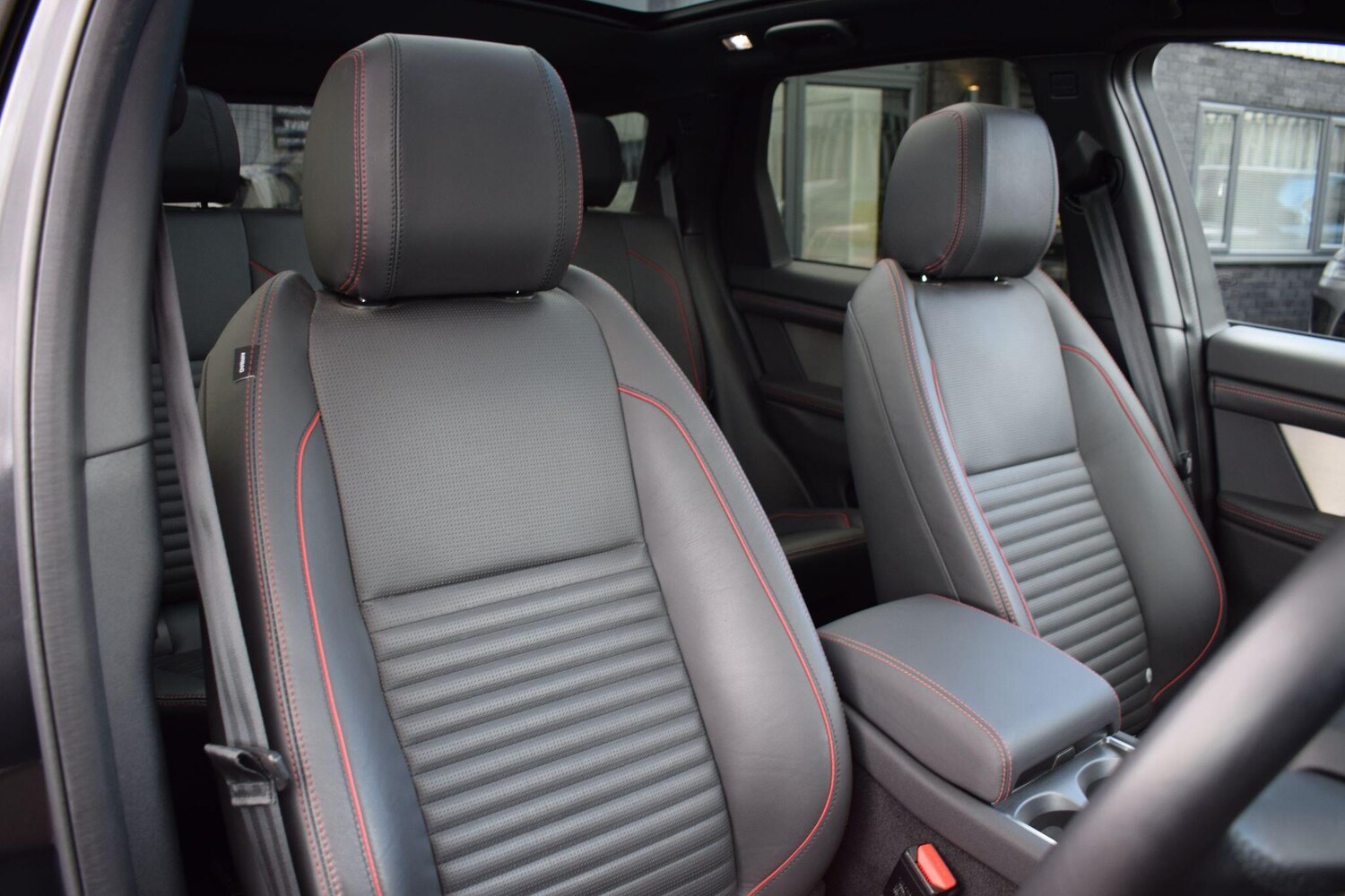 Used Land Rover Discovery Sport for sale - 78115078: Photo 10