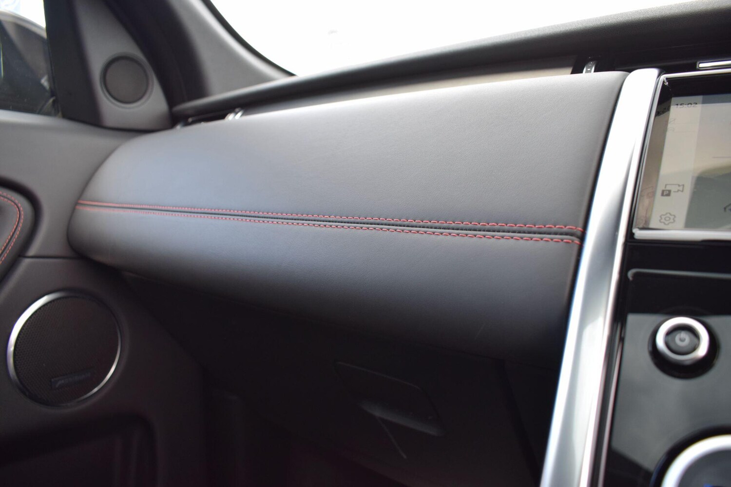 Used Land Rover Discovery Sport for sale - 78115078: Photo 27