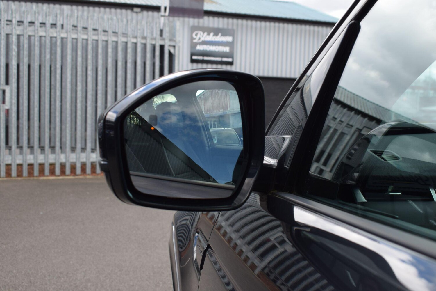 Used Land Rover Discovery Sport for sale - 78115078: Photo 41