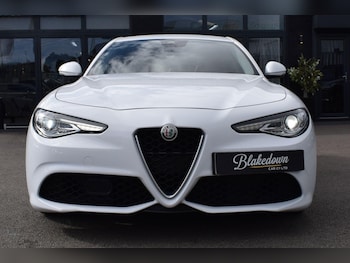 Used Alfa Romeo Giulia 2017 for sale - 75977635: Photo