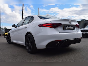 Used Alfa Romeo Giulia 2017 for sale - 75977635: Photo