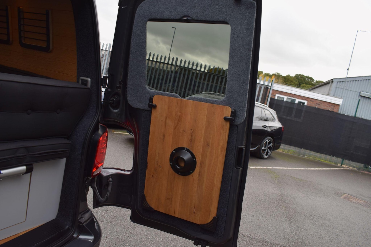 Used Volkswagen Transporter 2020 for sale - 76633320: Photo 28