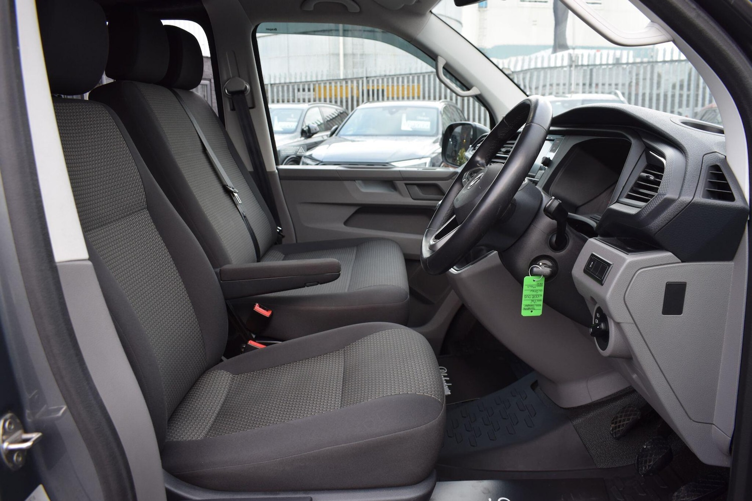 Used Volkswagen Transporter 2020 for sale - 76633320: Photo 9