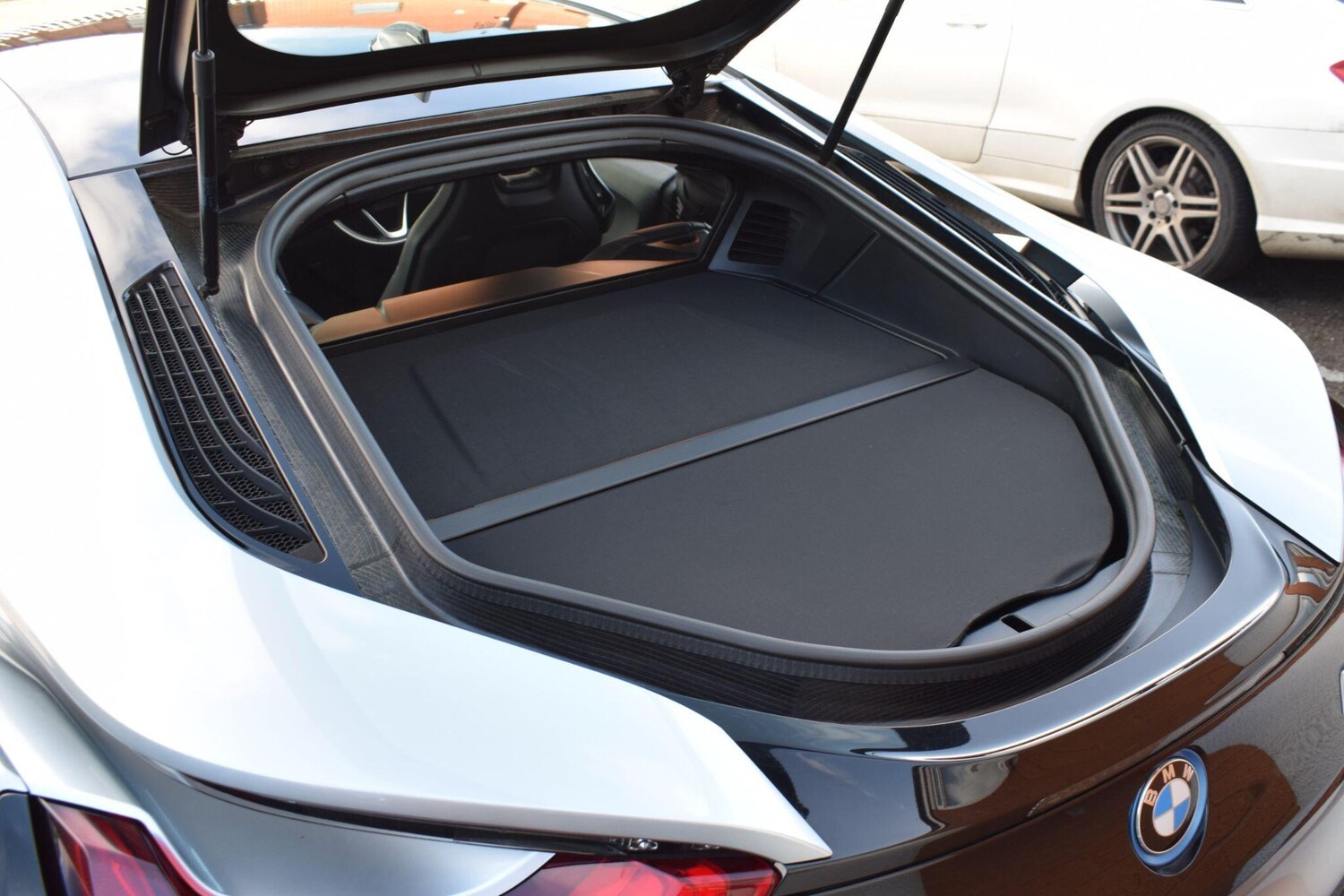 Used BMW i8 2014 for sale - 77839030: Photo 28