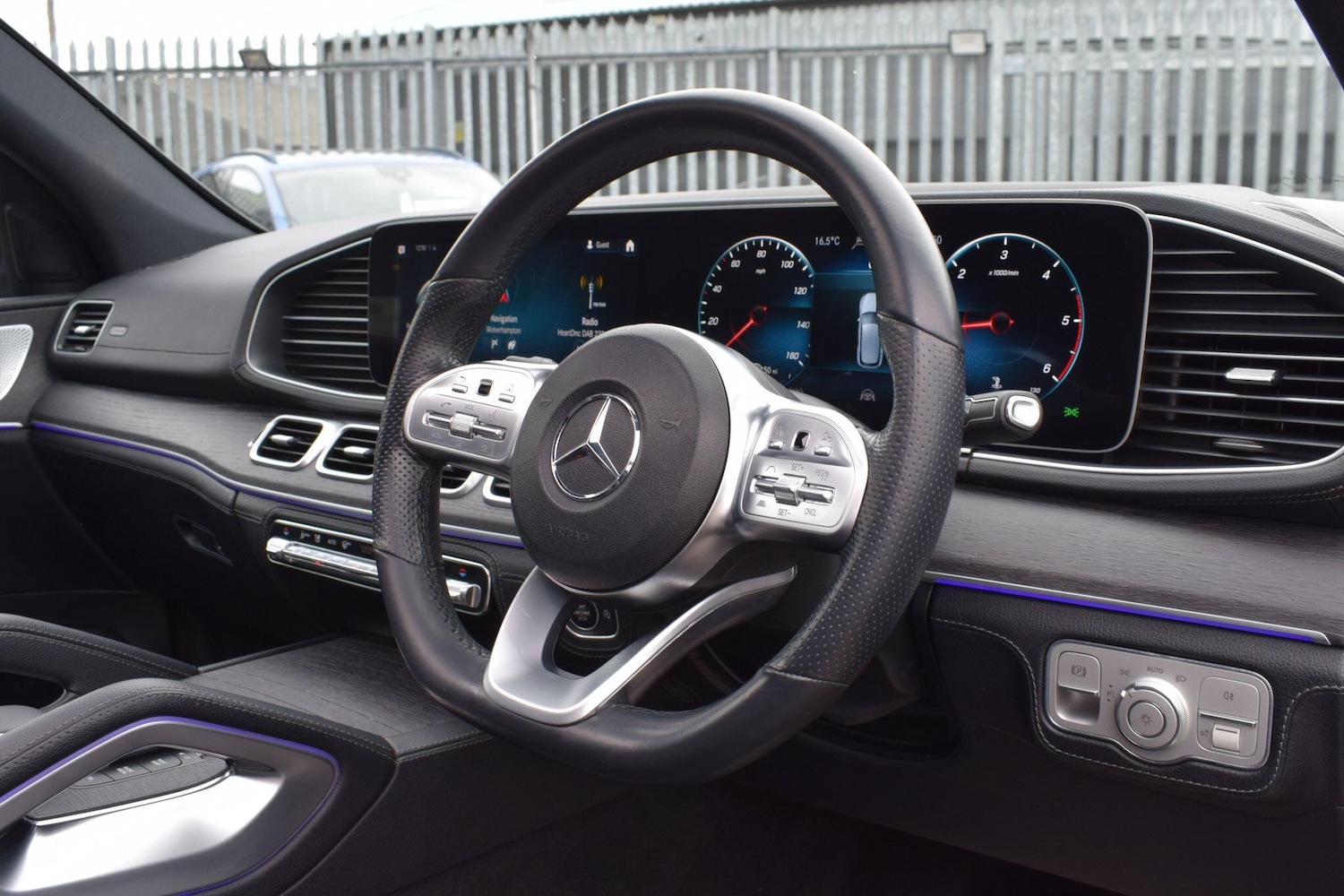 Used Mercedes-Benz GLE-Class 2021 for sale - 76095157: Photo 11