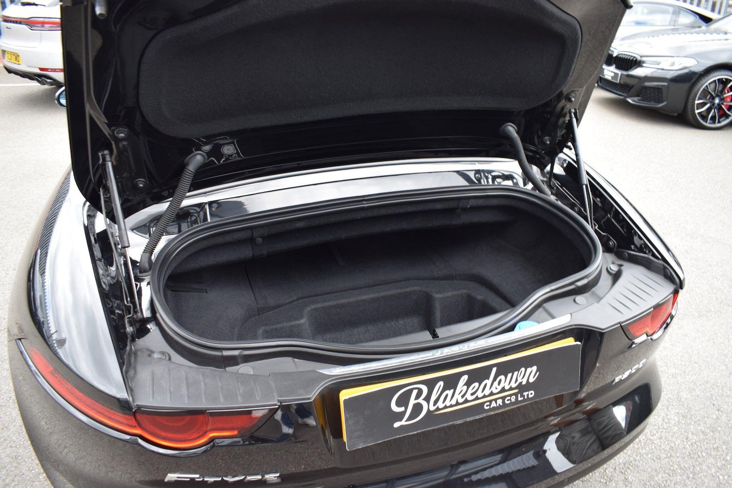 Used Jaguar F-Type 2018 for sale - 76423415: Photo 27