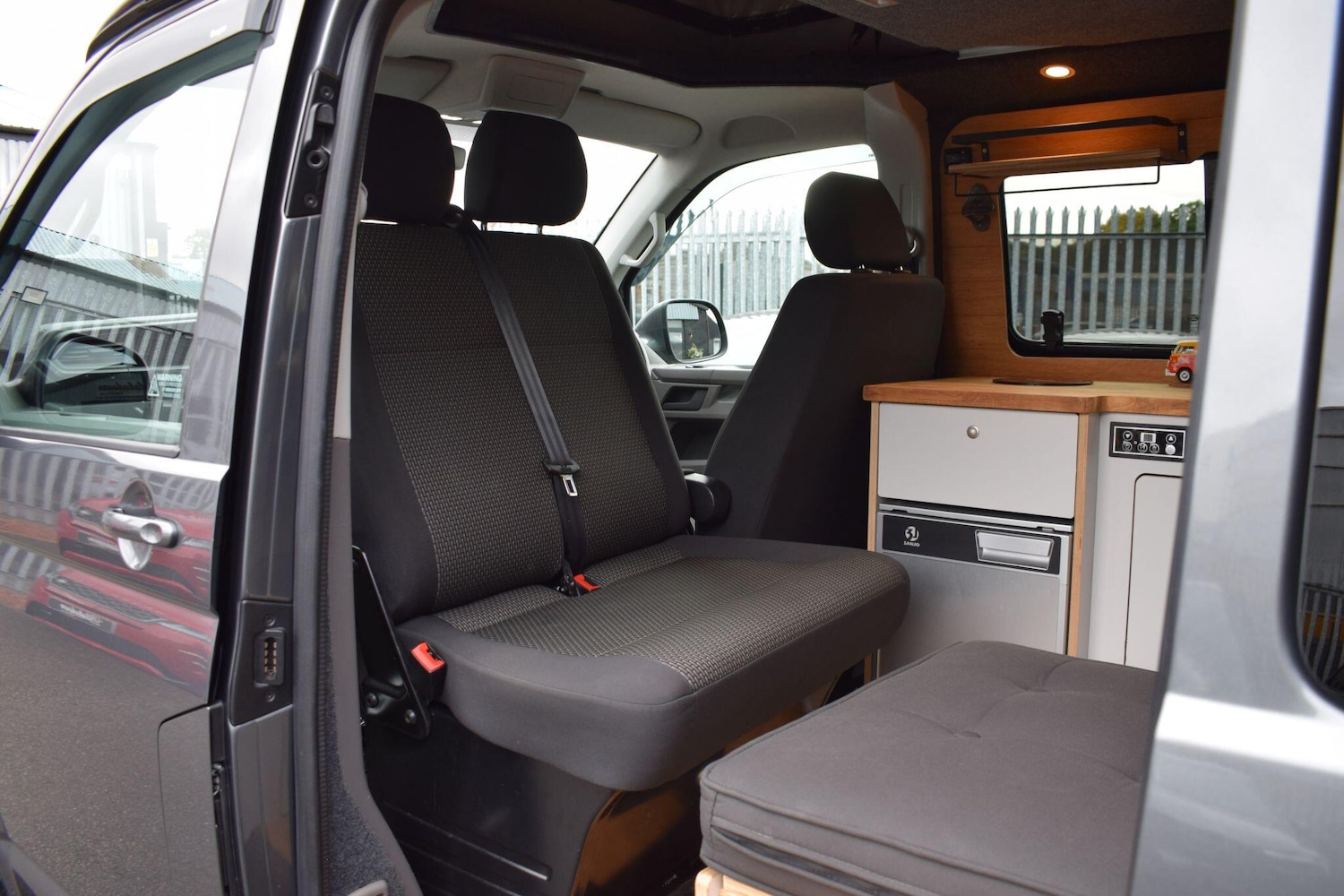 Used Volkswagen Transporter 2020 for sale - 76992631: Photo 18