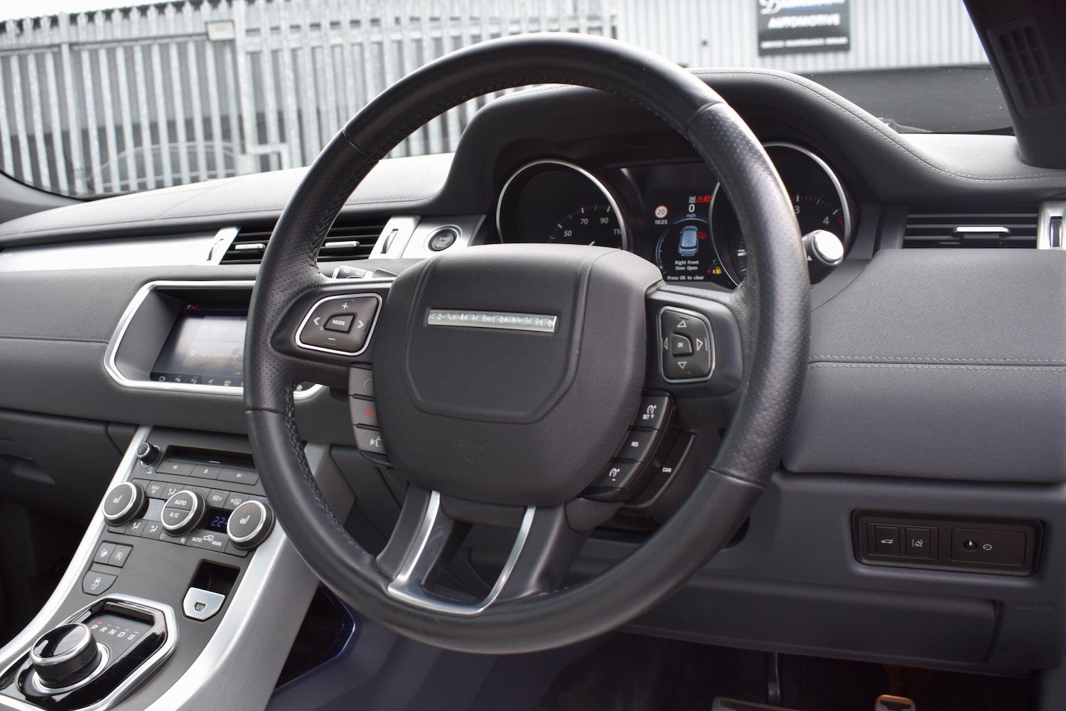 Used Land Rover Range Rover Evoque 2016 for sale - 76349028: Photo 16