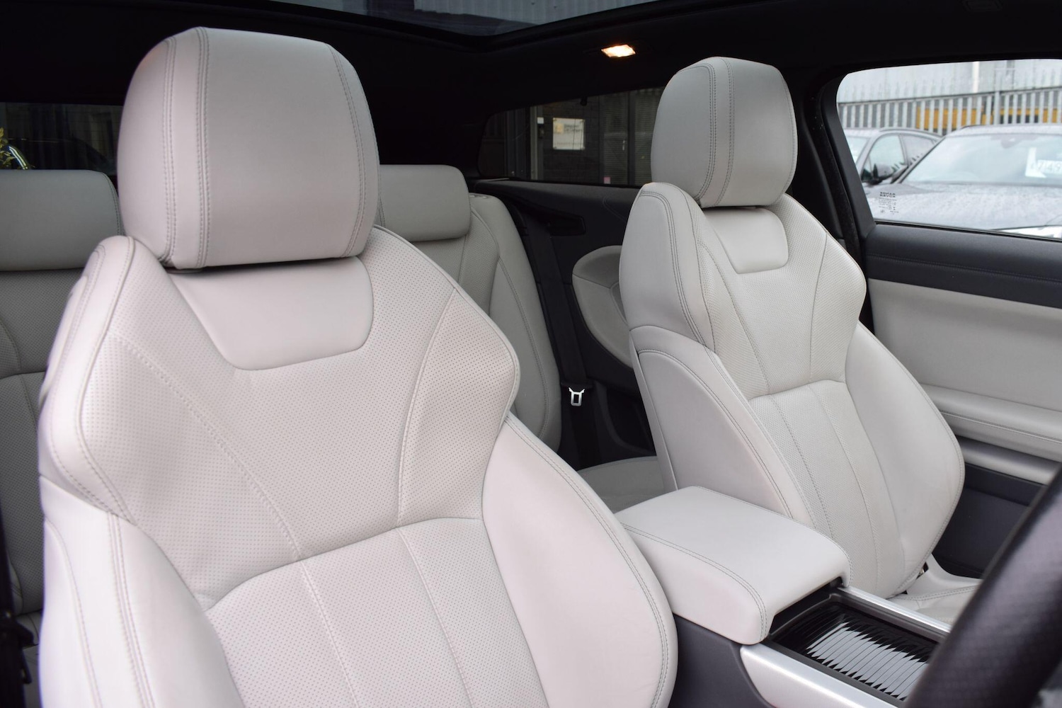 Used Land Rover Range Rover Evoque 2016 for sale - 76349028: Photo 7