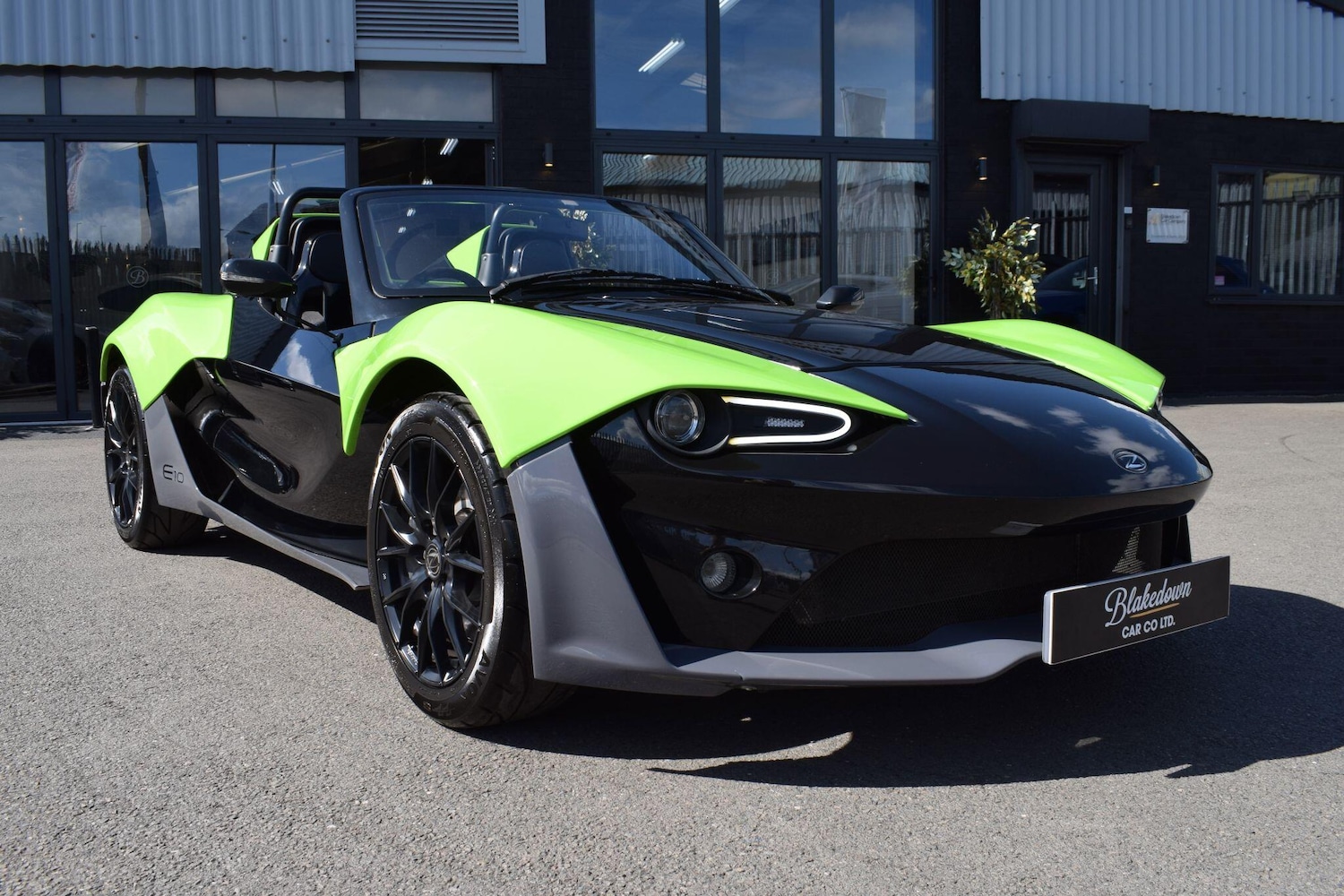 Used Zenos E10 2015 for sale - 78204979: Photo 18