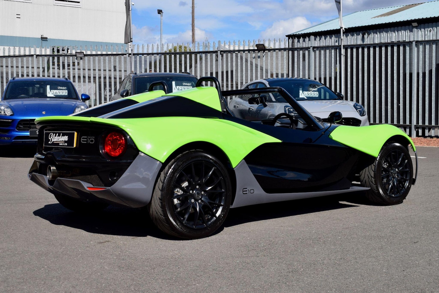 Used Zenos E10 2015 for sale - 78204979: Photo 4