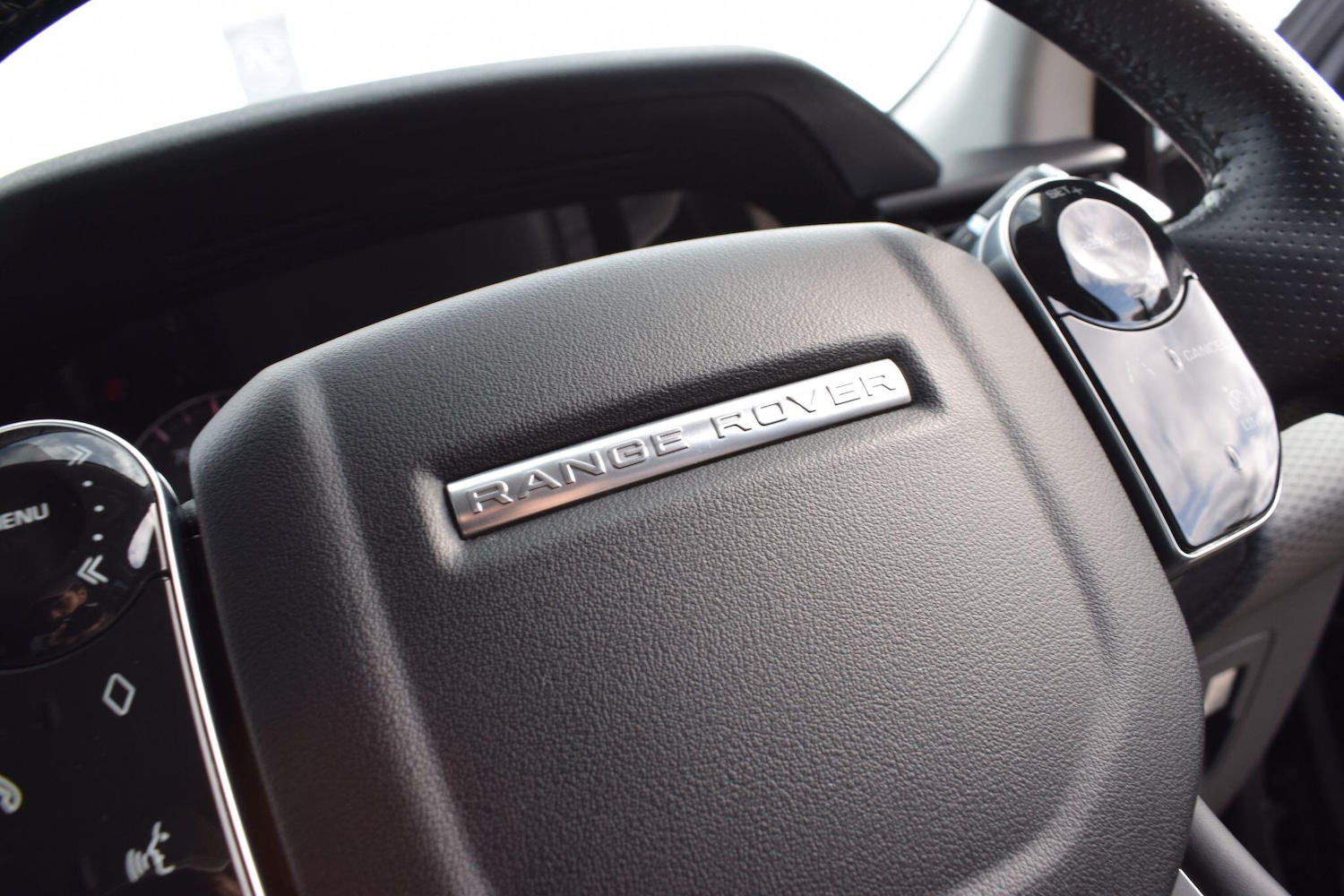 Used Land Rover Range Rover Velar 2018 for sale - 77704979: Photo 19