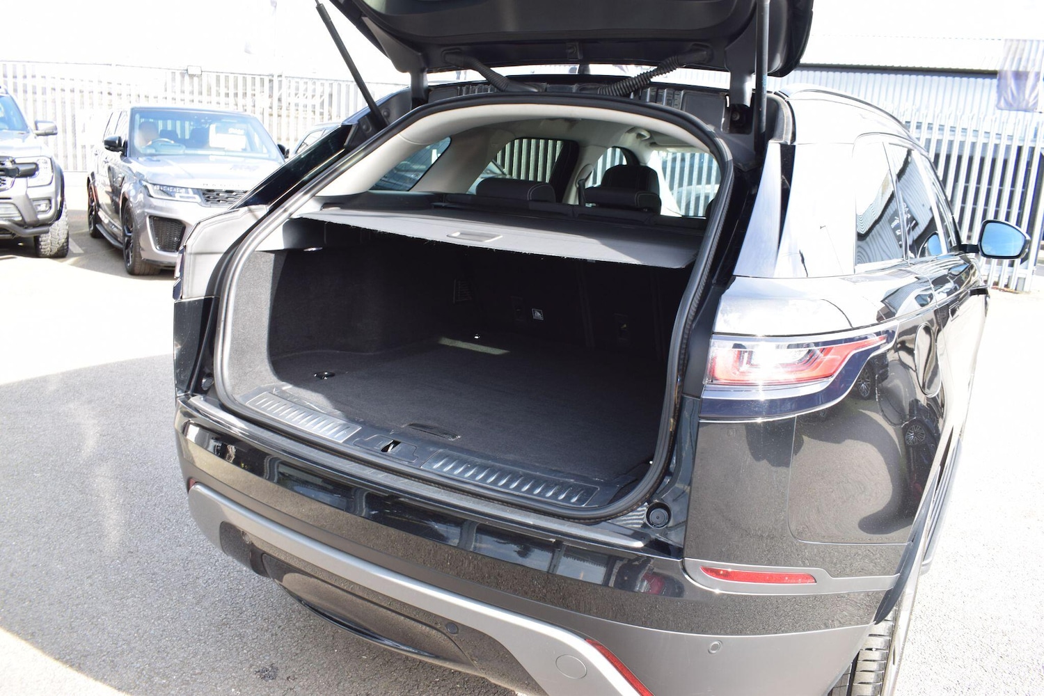 Used Land Rover Range Rover Velar 2018 for sale - 77704979: Photo 25