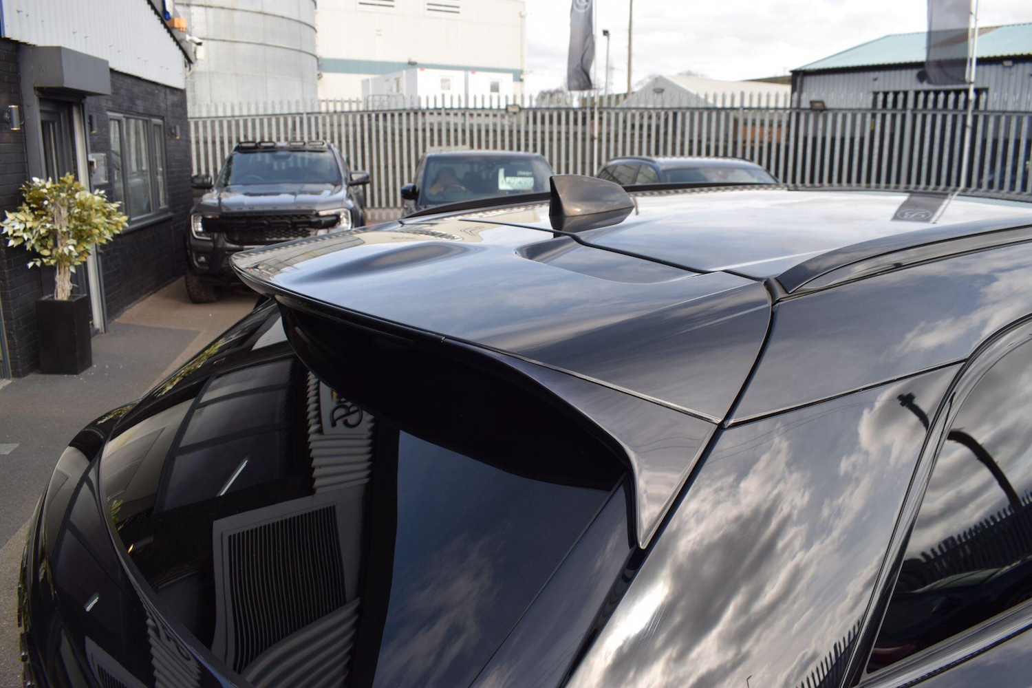 Used Land Rover Range Rover Velar 2018 for sale - 77704979: Photo 33