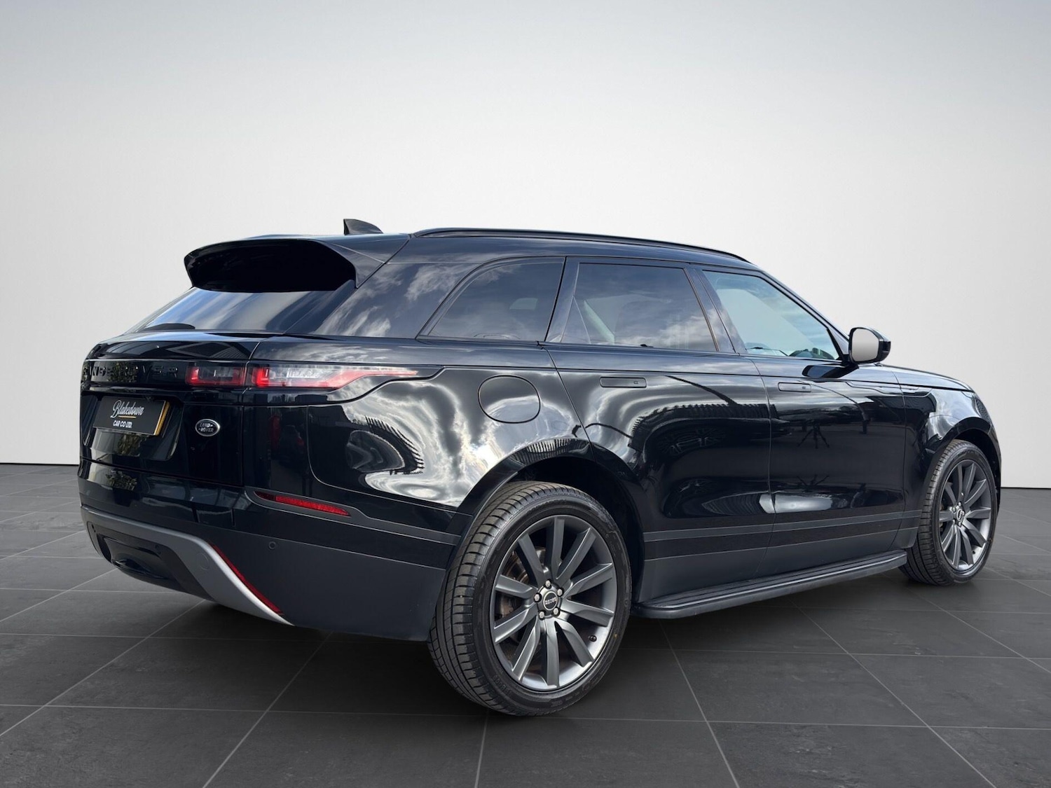 Used Land Rover Range Rover Velar 2018 for sale - 77704979: Photo 7