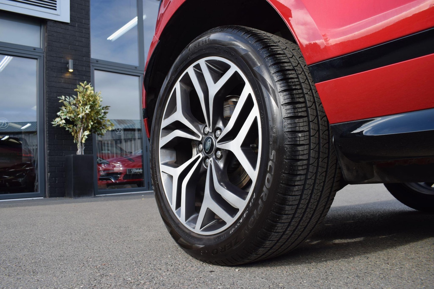 Used Land Rover Range Rover Evoque 2022 for sale - 76425559: Photo 33