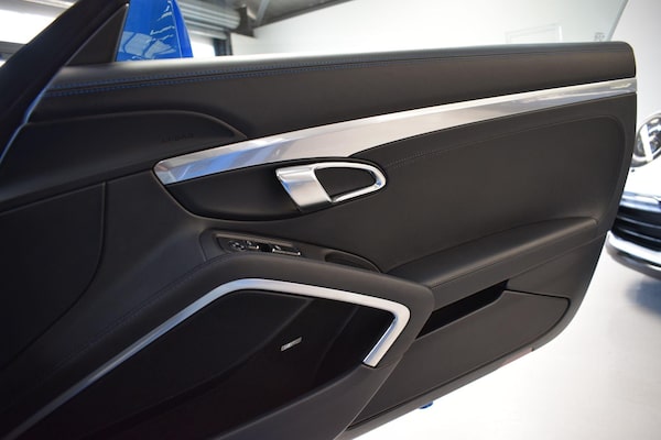 Used Porsche 718 Cayman 2021 for sale - 76095111: Photo 23