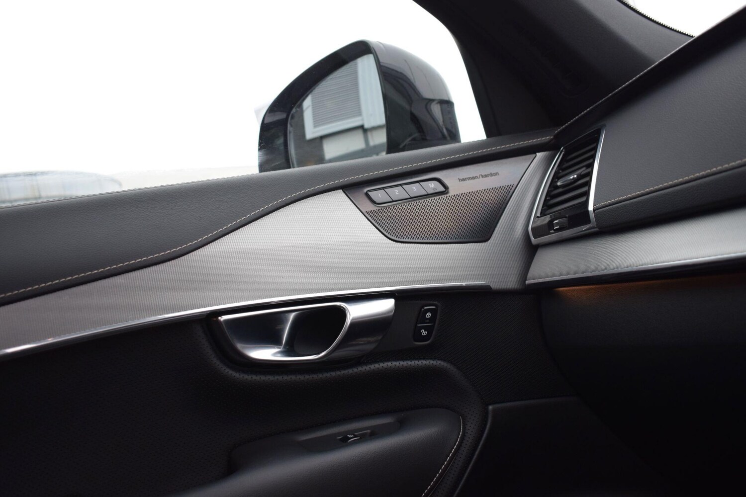 Used Volvo XC90 for sale - 77511343: Photo 27