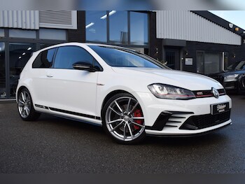 Used Volkswagen Golf 2016 for sale - 77060179: Photo