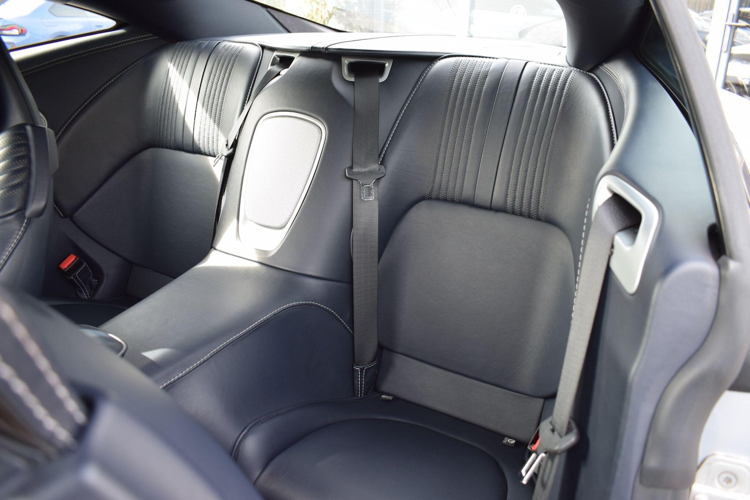 Used Aston Martin DB11 2018 for sale - 77977752: Photo 26