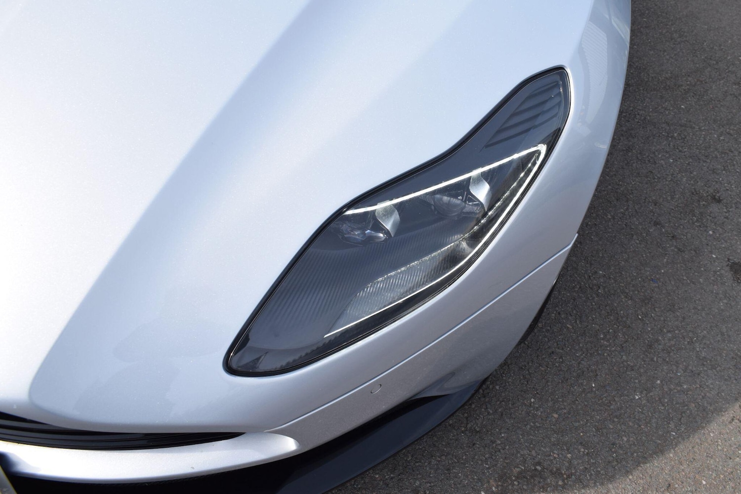 Used Aston Martin DB11 2018 for sale - 77977752: Photo 40