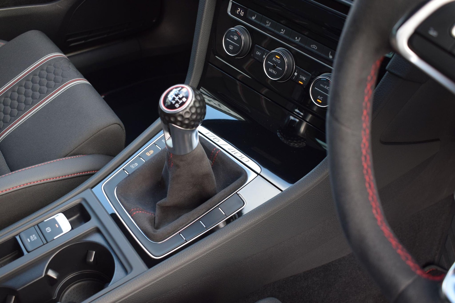 Used Volkswagen Golf 2016 for sale - 76742355: Photo 15