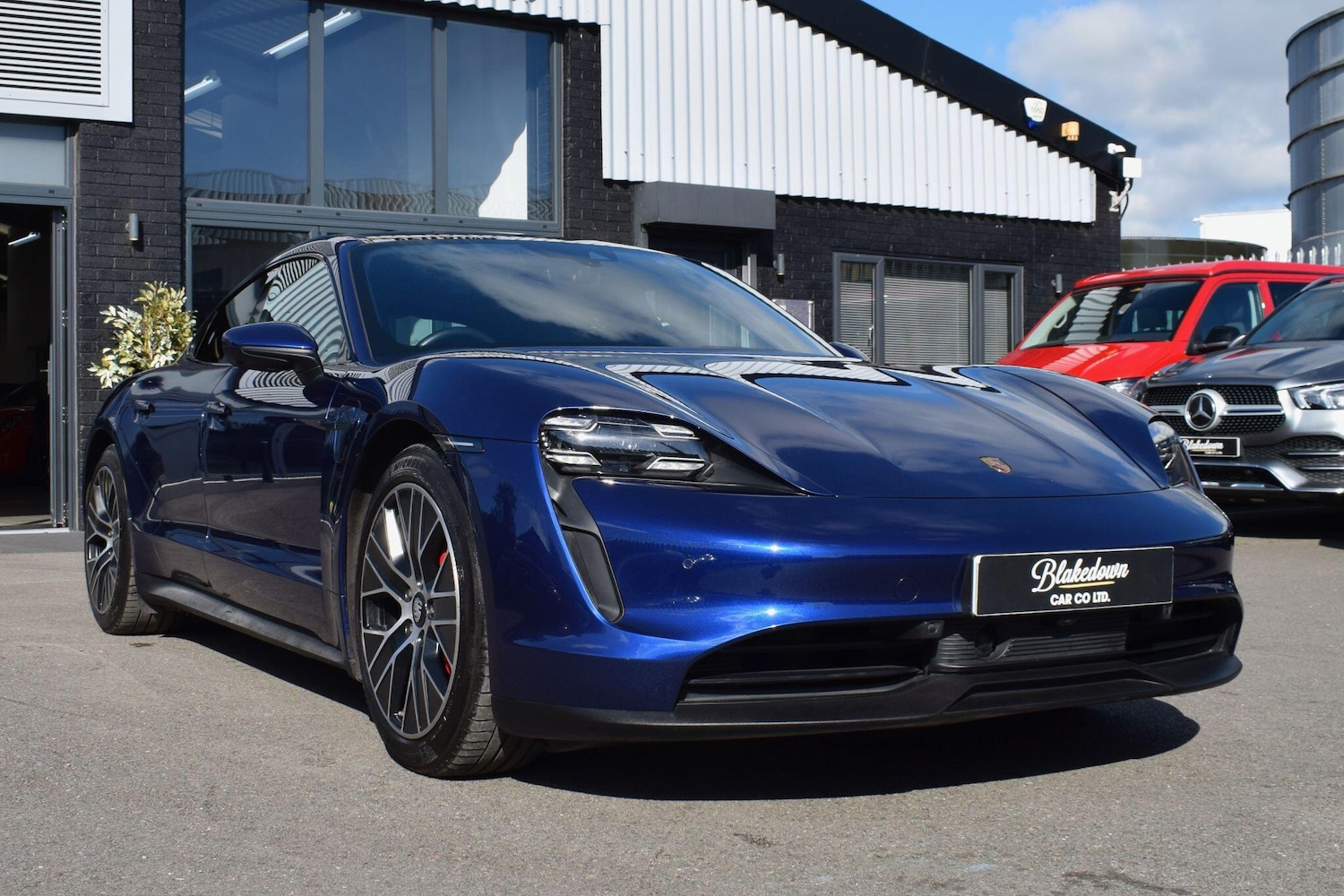 Used Porsche Taycan 2020 for sale - 76612773: Photo 25