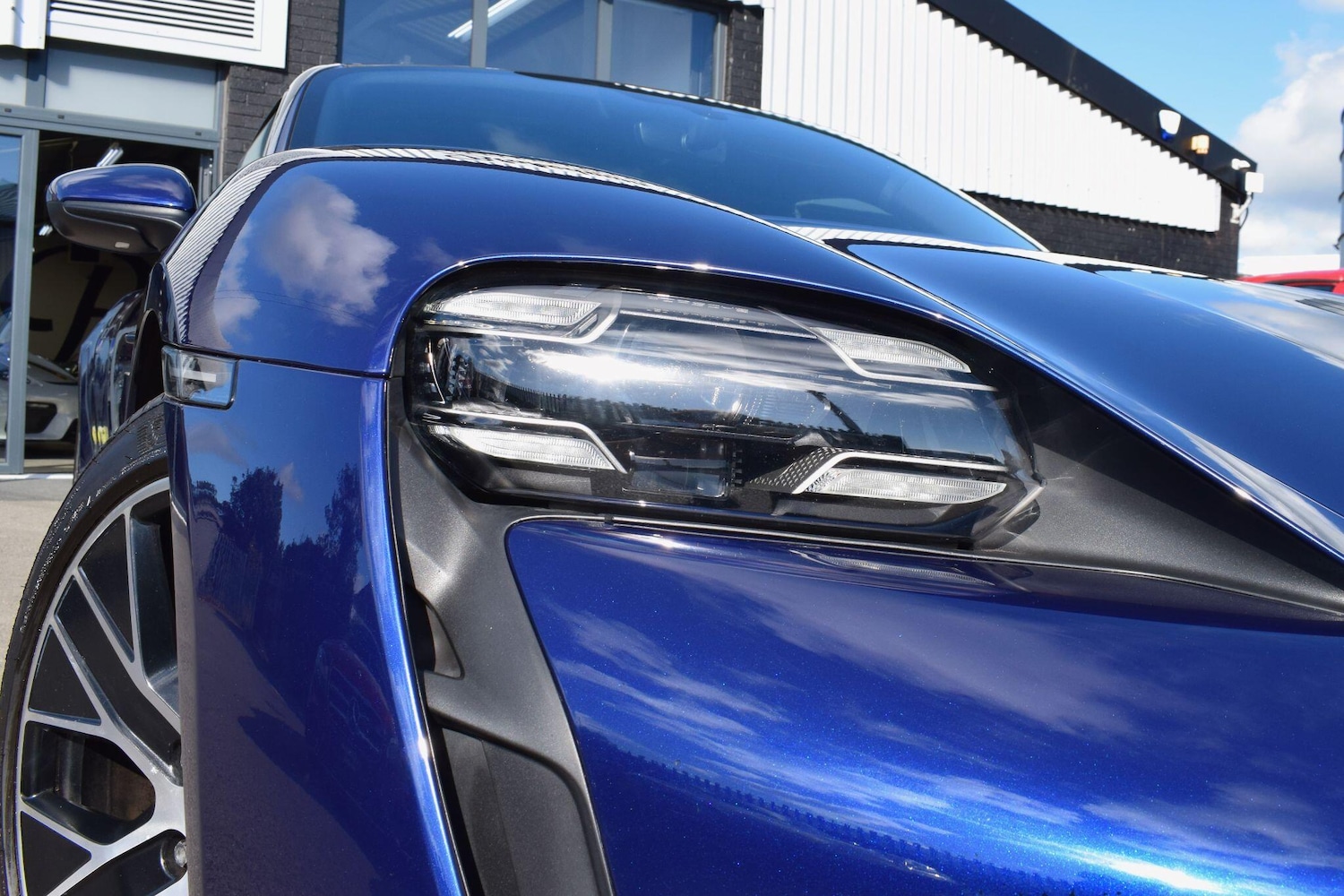 Used Porsche Taycan 2020 for sale - 76612773: Photo 30