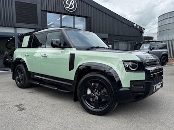 Used Land Rover Defender 2023 for sale - 78810125: Photo