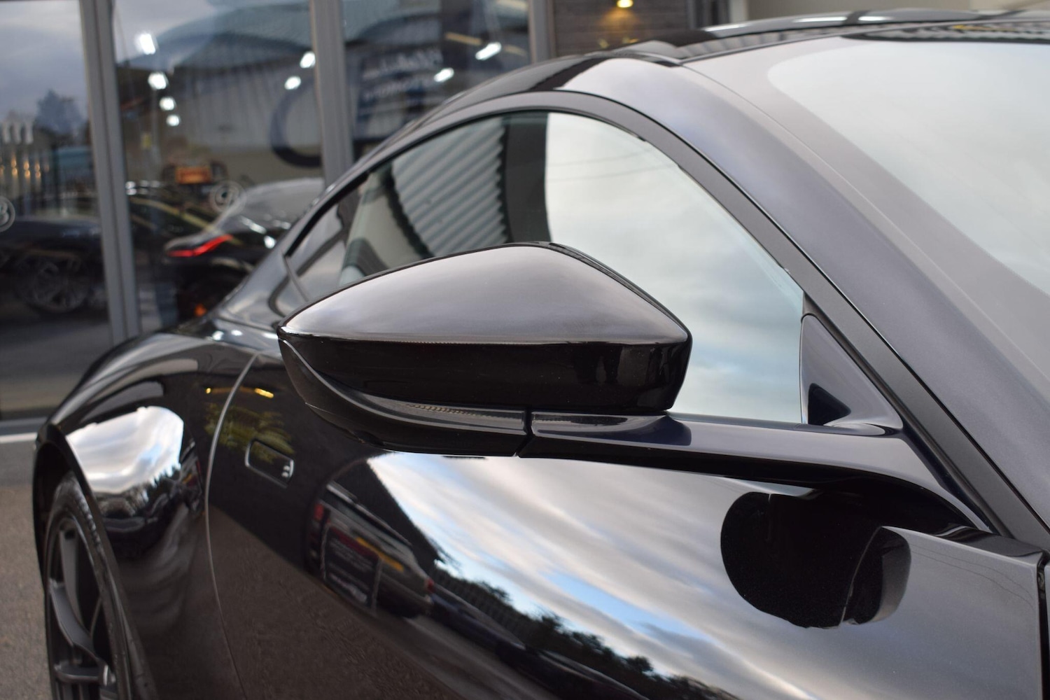 Used Aston Martin Vantage 2020 for sale - 77131148: Photo 36