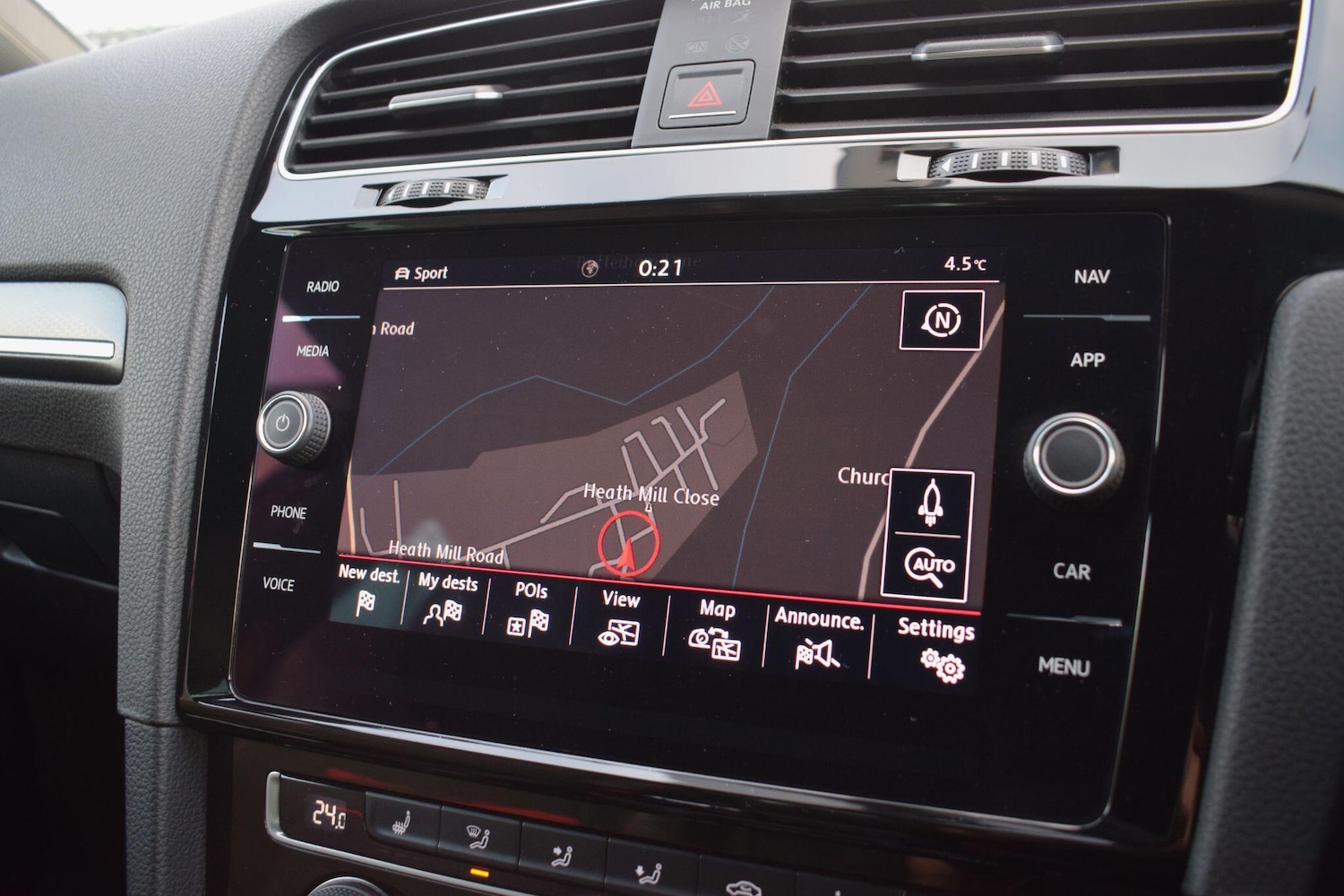 Used Volkswagen Golf 2017 for sale - 77278613: Photo 18