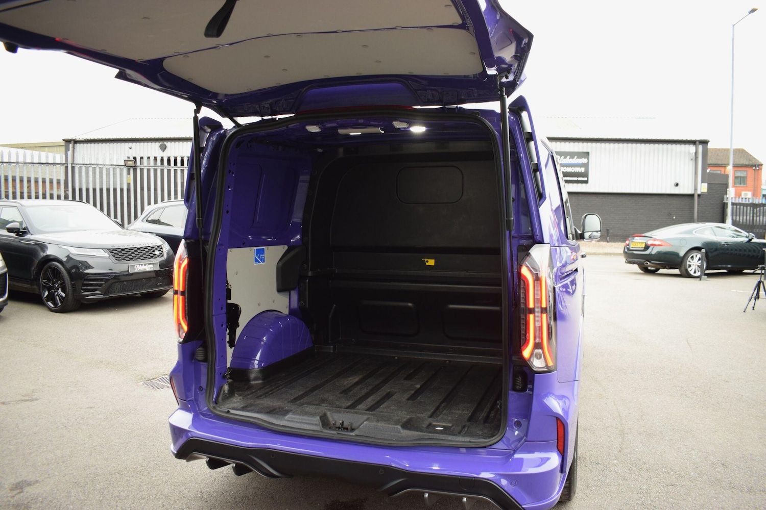 Used Ford Transit Custom 2025 for sale - 78034860: Photo 28