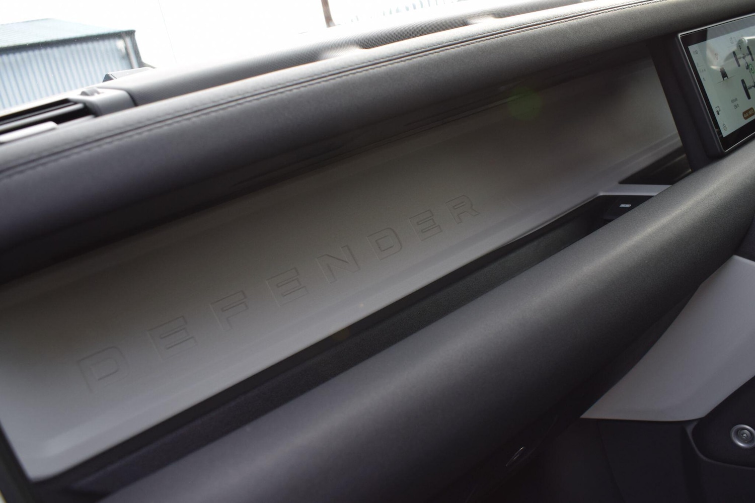 Used Land Rover Defender 2021 for sale - 76965018: Photo 23