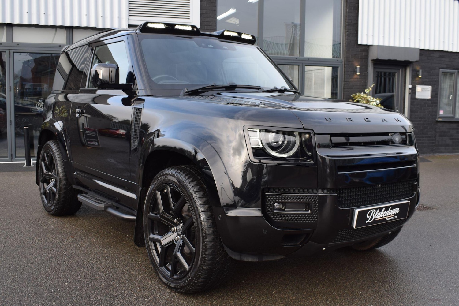 Used Land Rover Defender 2021 for sale - 76965018: Photo 30