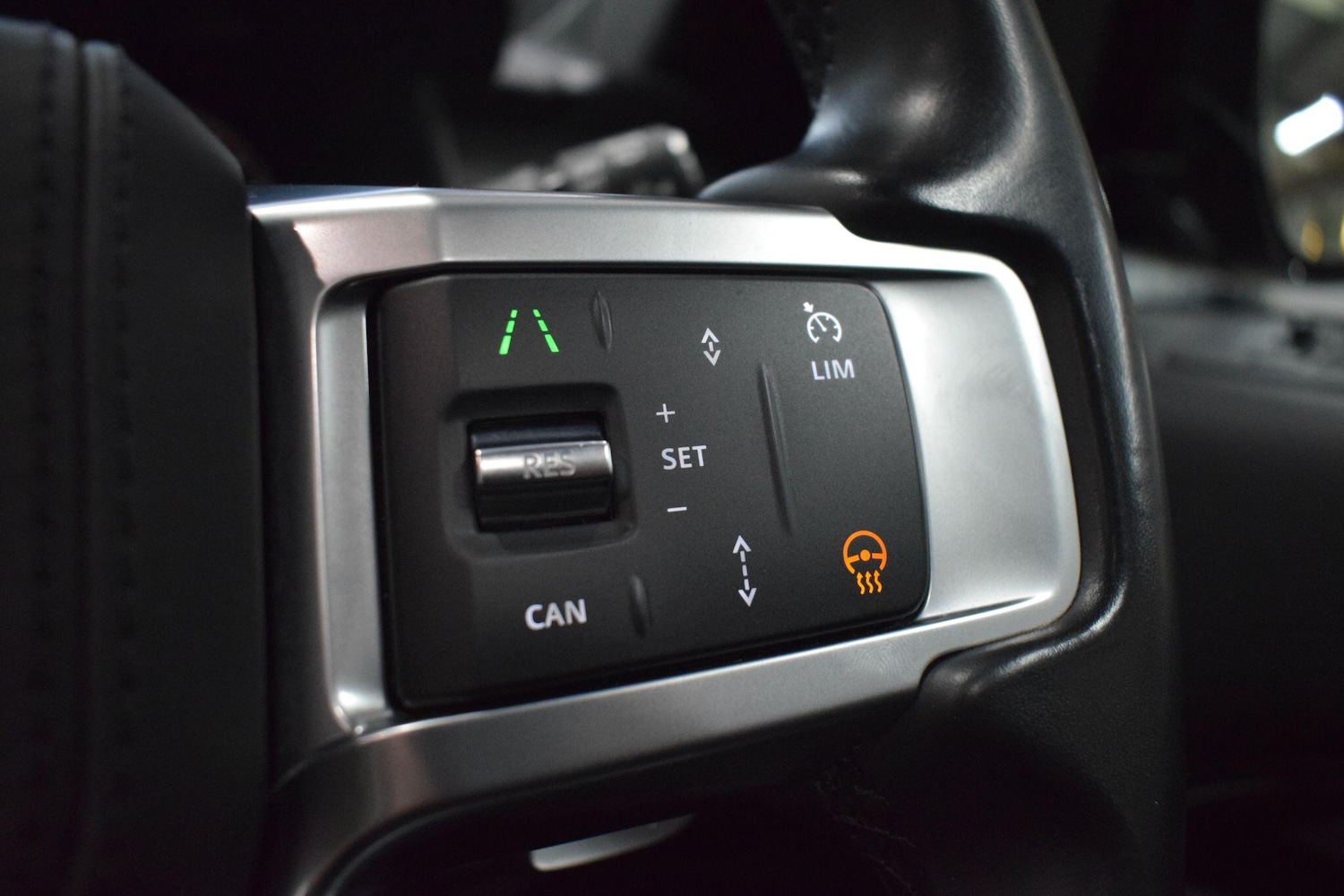 Used Land Rover Discovery 2022 for sale - 77060352: Photo 12