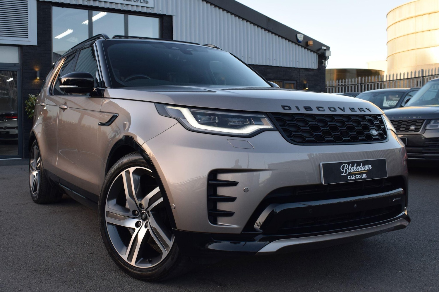 Used Land Rover Discovery 2022 for sale - 77060352: Photo 3