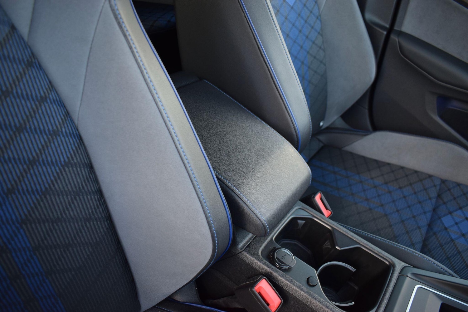 Used Volkswagen Golf 2022 for sale - 76472858: Photo 26